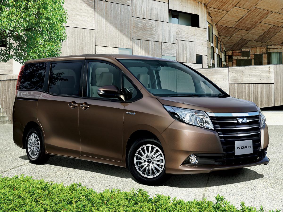 Toyota noah в барнауле